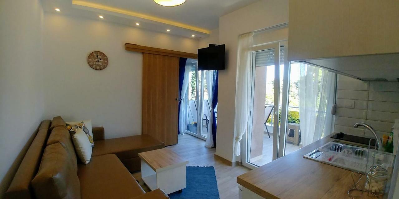 Mago Apartments Nea Kallikrateia ภายนอก รูปภาพ